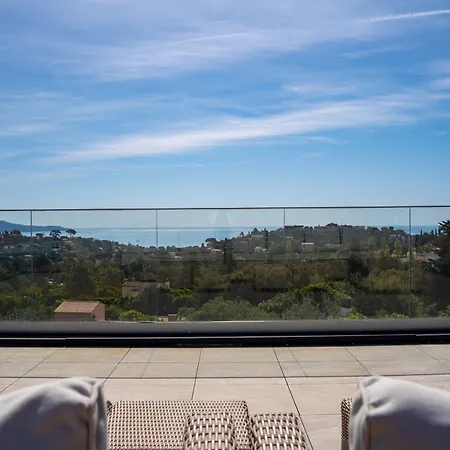 La Des Mouettes - Piscine Suspendue - Vue Mer Cavalaire-sur-Mer